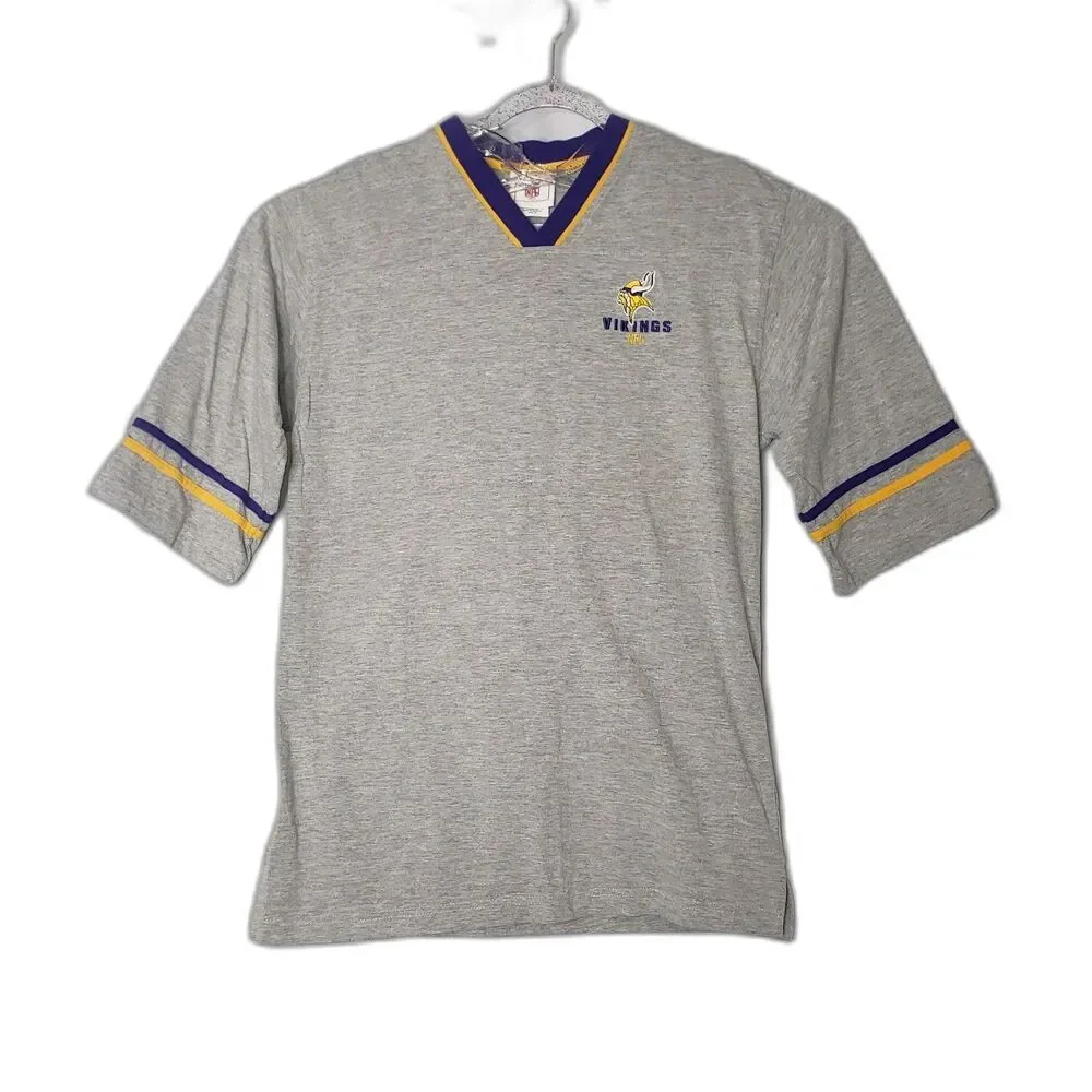 *NFL VIKINGS Gray and Purple Short Sleeve T Shirt Mens Size Medium